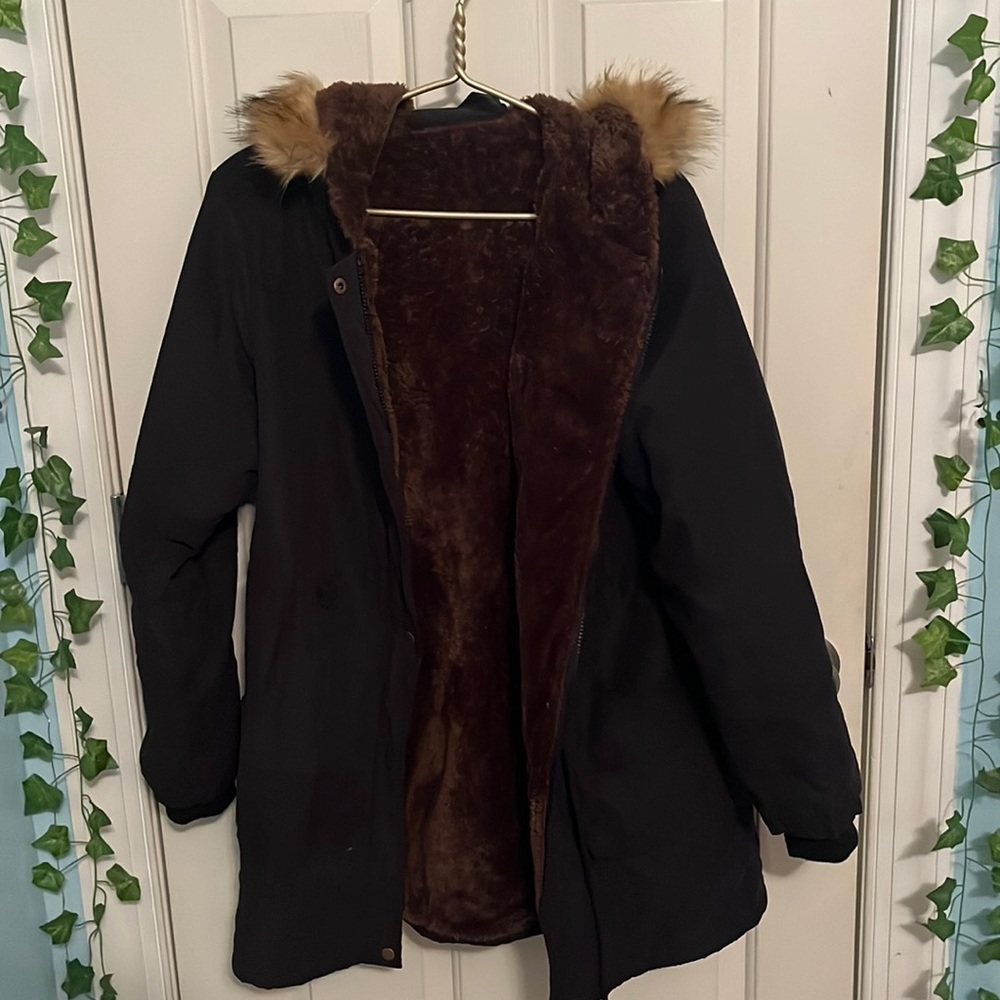 Women’s size 8 black parka- off Amazon